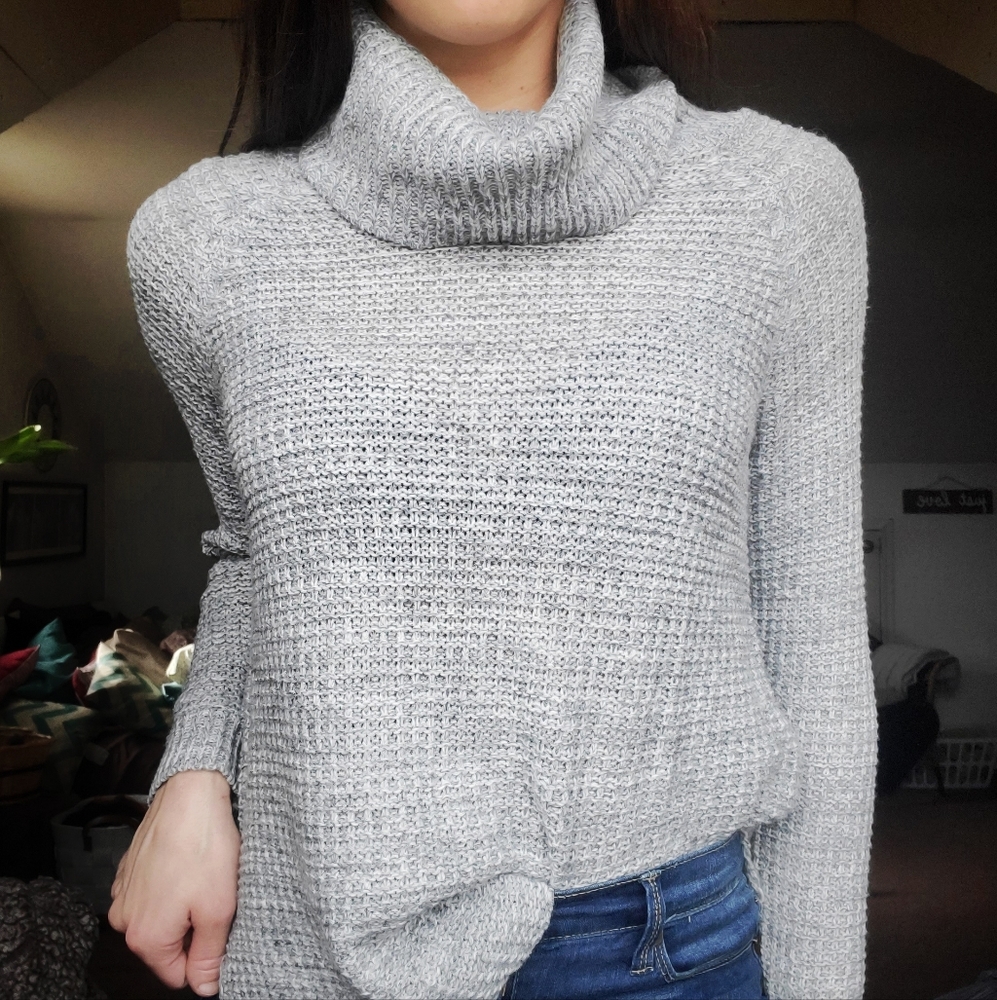 Women's Fashion Sweater, Light Grey, Size Small